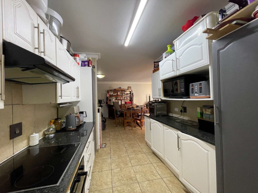 3 Bedroom Property for Sale in Seemeeu Park Western Cape